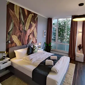  Apartment Homely 7 - Elegant Self-check-in For Urban Travelers